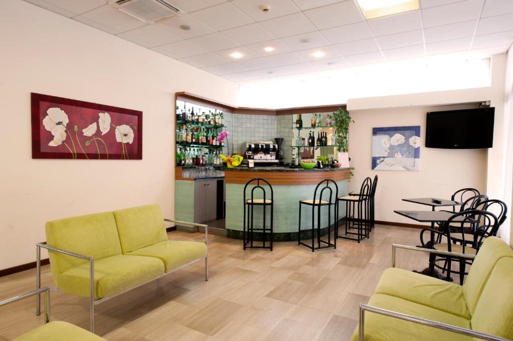 Hotel Royal Πέζαρο Εξωτερικό φωτογραφία