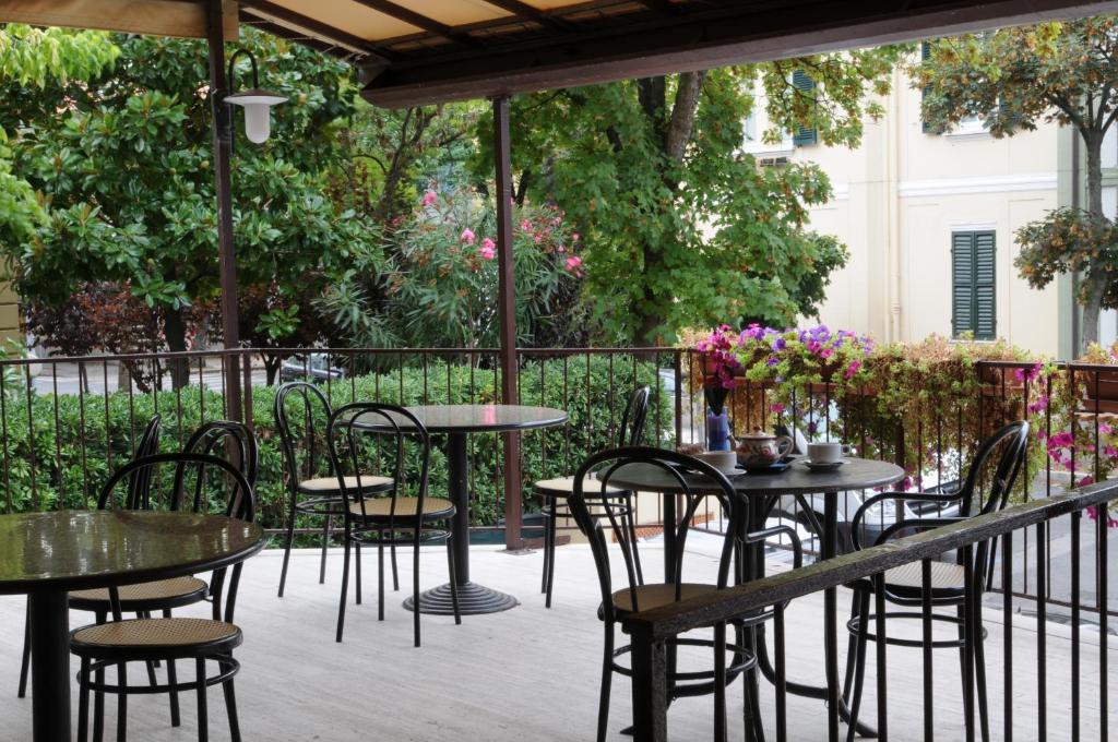 Hotel Royal Πέζαρο Εξωτερικό φωτογραφία