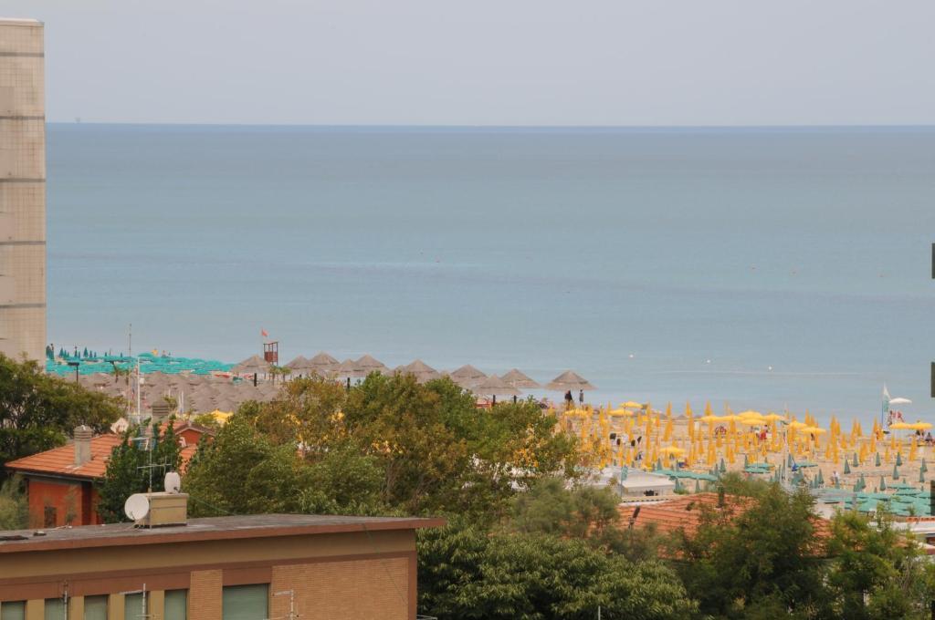 Hotel Royal Πέζαρο Εξωτερικό φωτογραφία